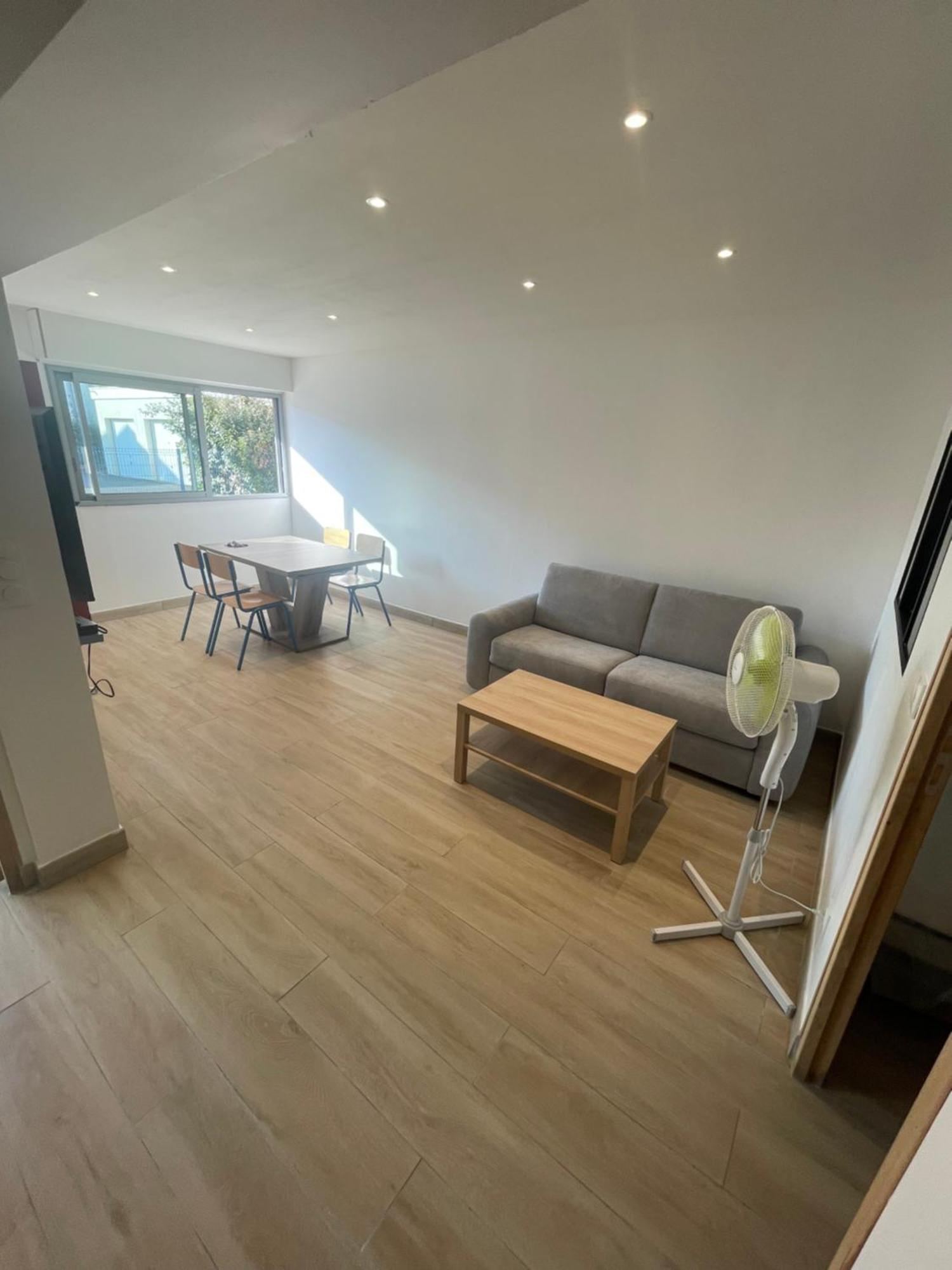 Appartement Central: Plage et Rue Piétonne à Proximité Andernos-les-Bains Exterior photo